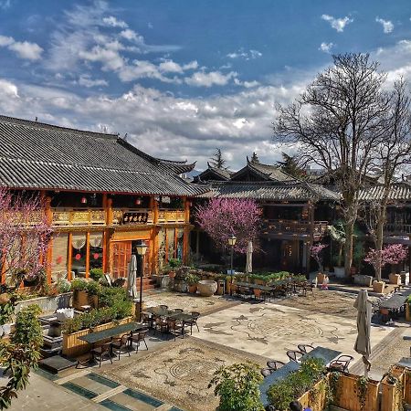 Doof Resort Hotel Lijiang  Bagian luar foto