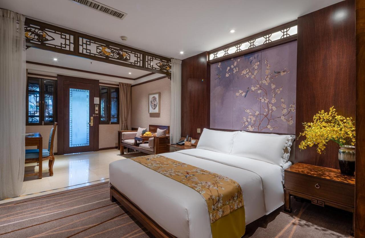 Doof Resort Hotel Lijiang  Bagian luar foto