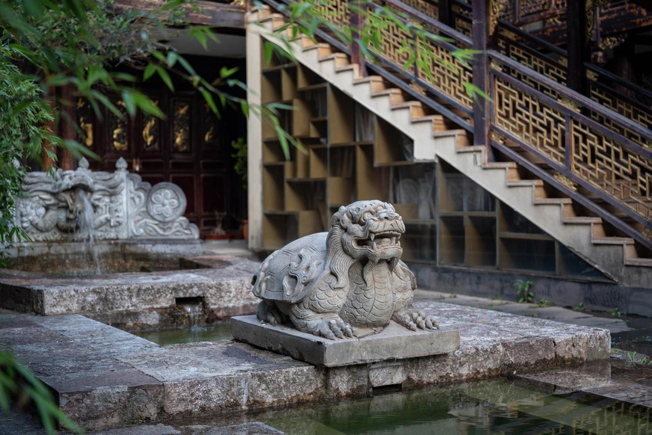 Doof Resort Hotel Lijiang  Bagian luar foto