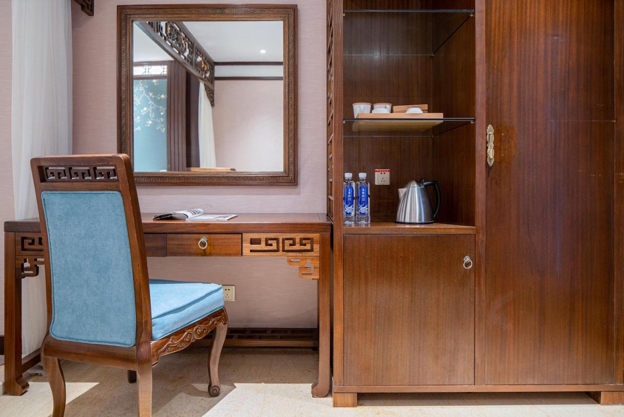 Doof Resort Hotel Lijiang  Bagian luar foto