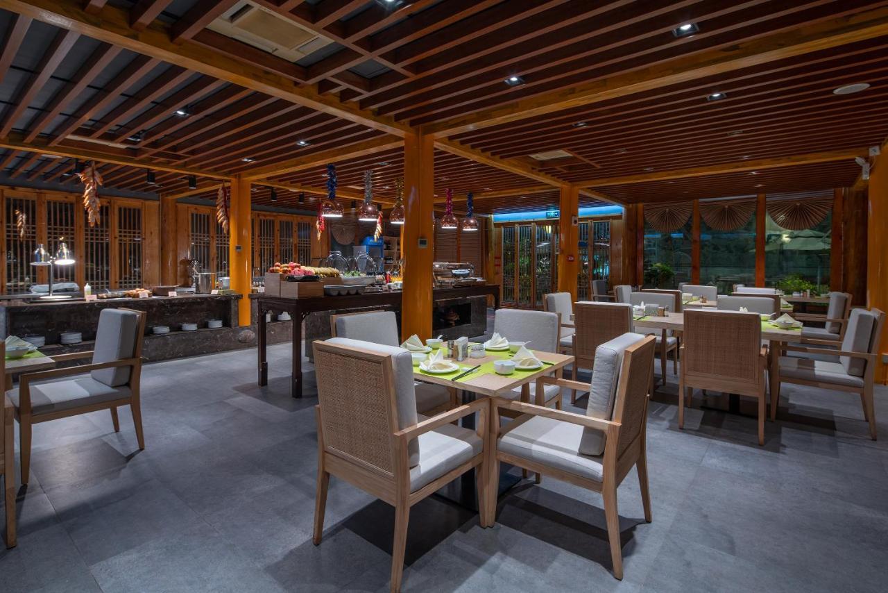 Doof Resort Hotel Lijiang  Bagian luar foto