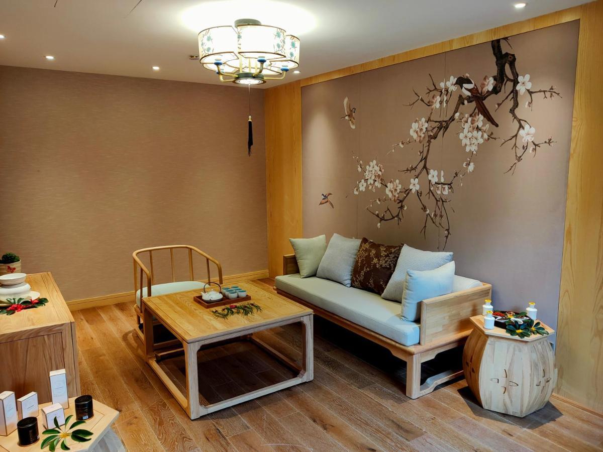 Doof Resort Hotel Lijiang  Bagian luar foto
