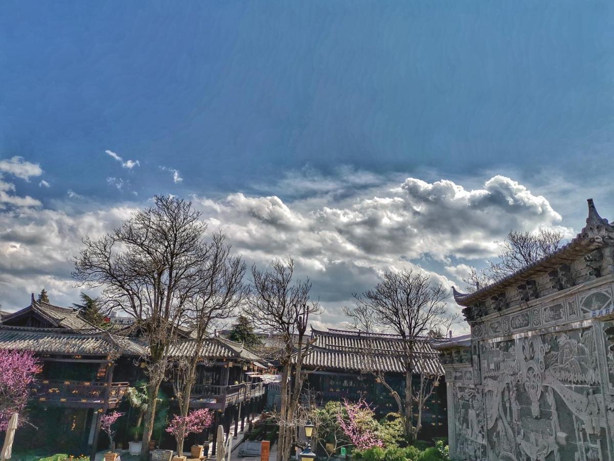 Doof Resort Hotel Lijiang  Bagian luar foto