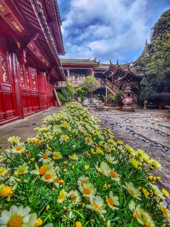 Doof Resort Hotel Lijiang  Bagian luar foto
