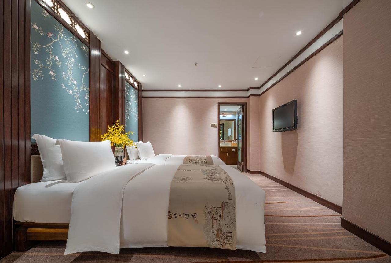 Doof Resort Hotel Lijiang  Bagian luar foto
