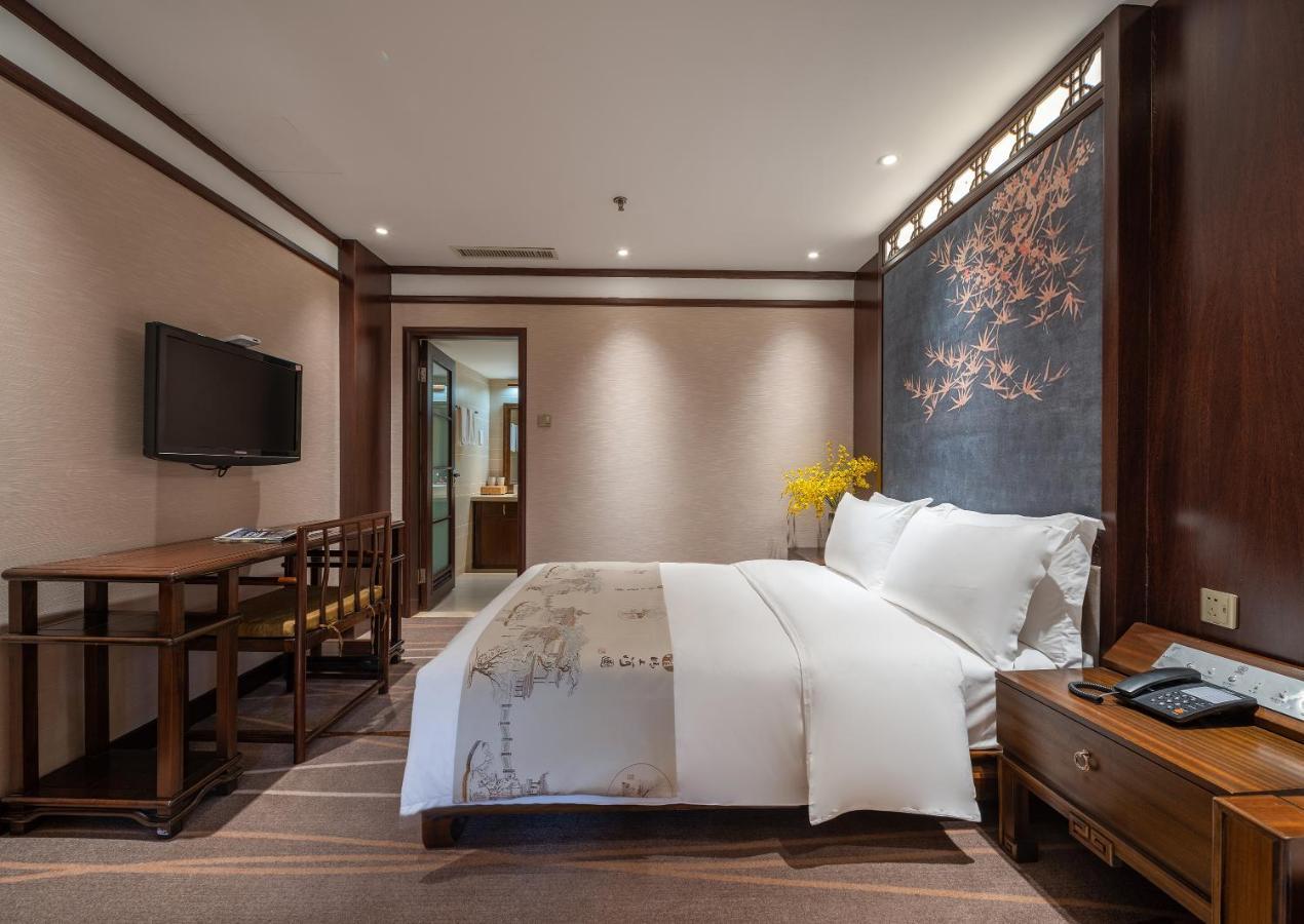 Doof Resort Hotel Lijiang  Bagian luar foto